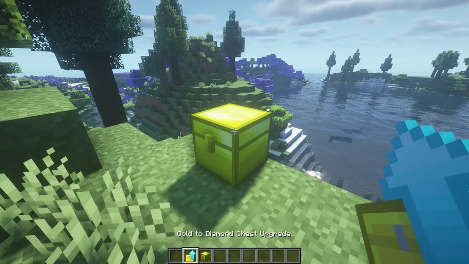 Gold Chest from Iron Chests Mod